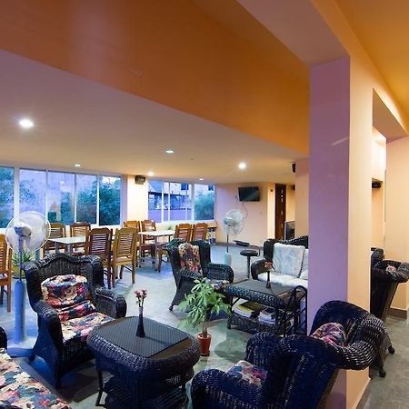 G Eleven Hotel Phnom Penh Ngoại thất bức ảnh
