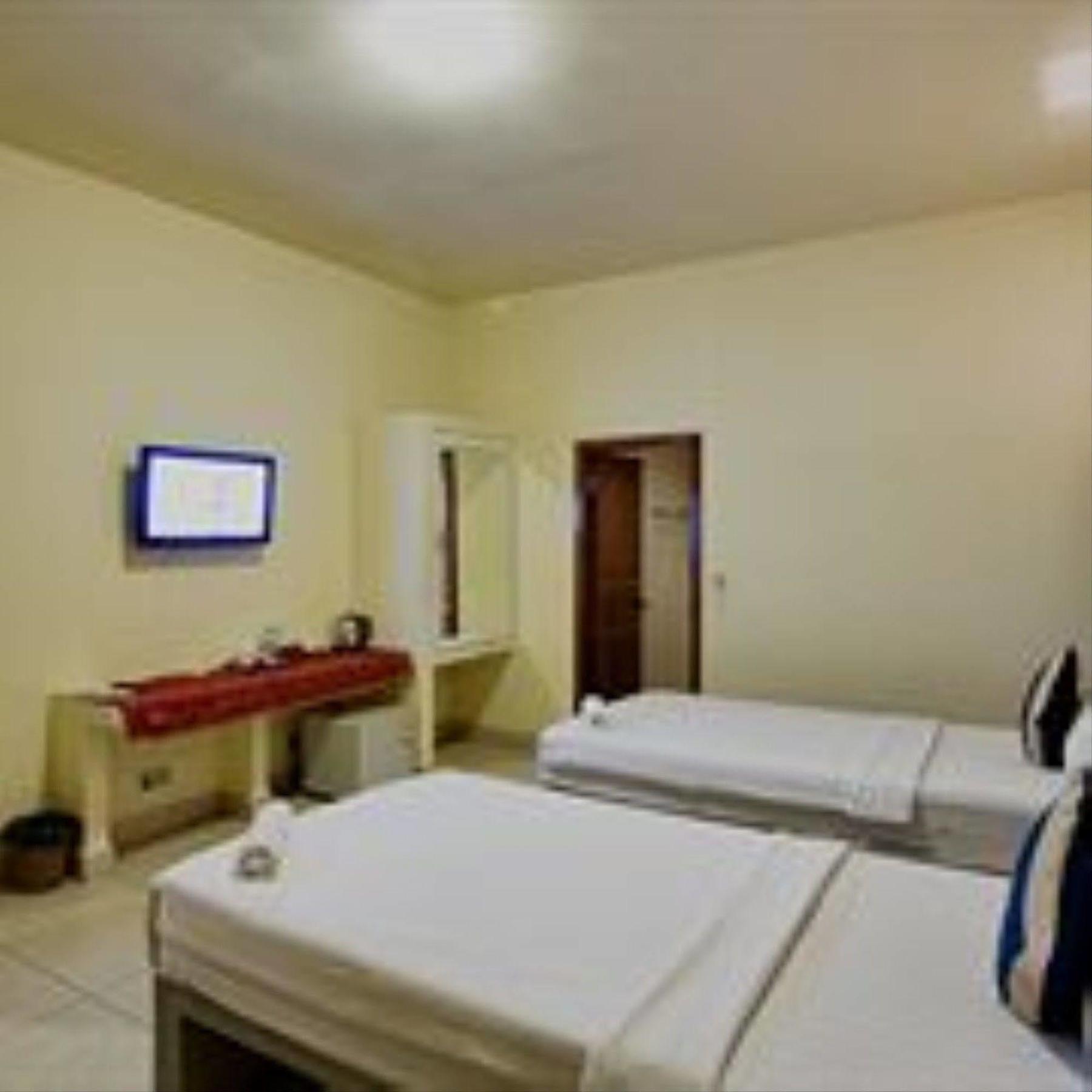 G Eleven Hotel Phnom Penh Ngoại thất bức ảnh