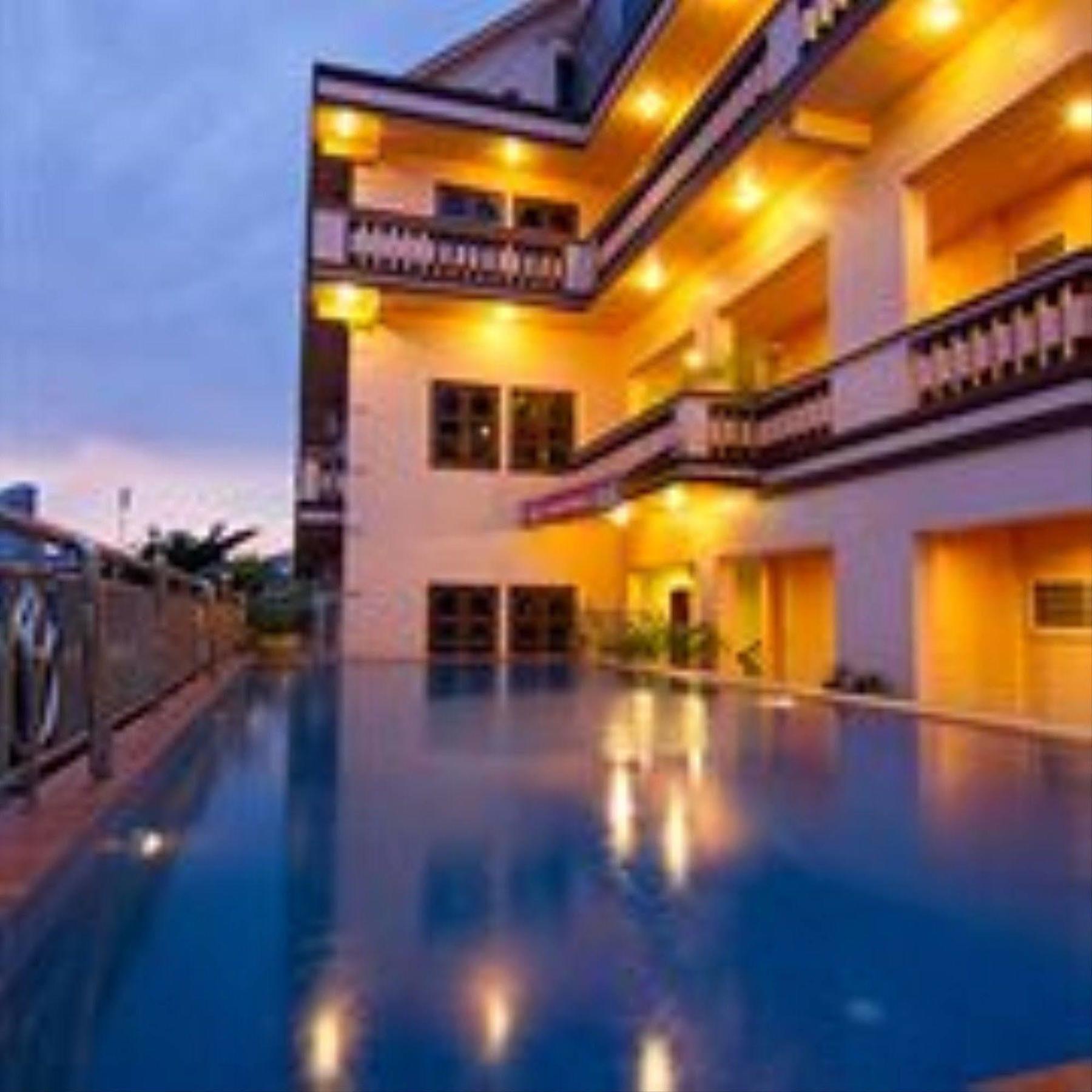 G Eleven Hotel Phnom Penh Ngoại thất bức ảnh