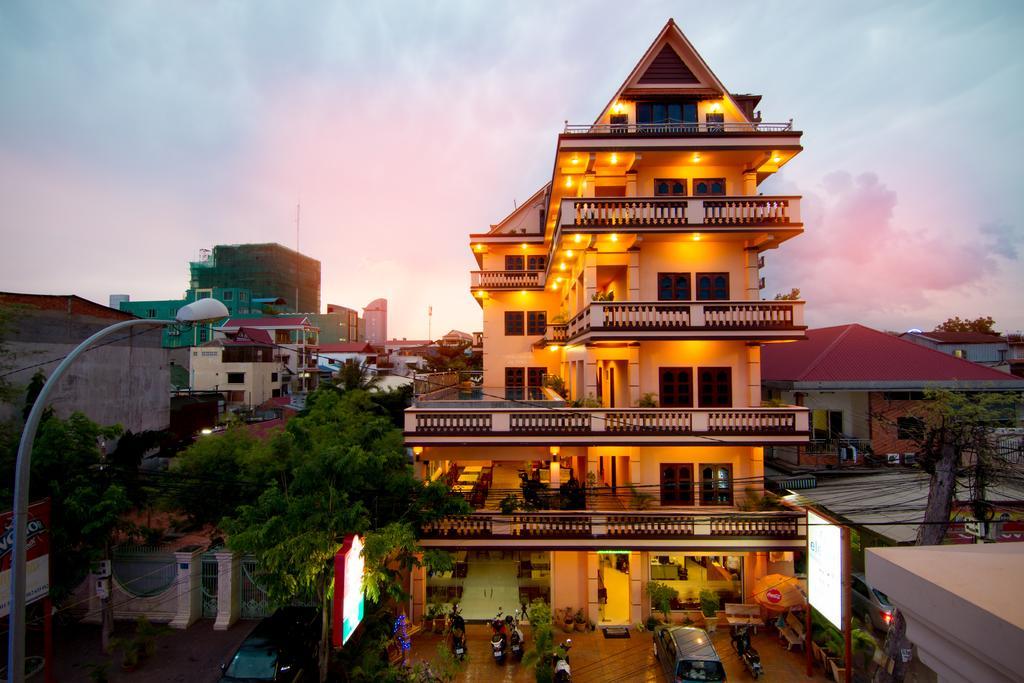 G Eleven Hotel Phnom Penh Ngoại thất bức ảnh