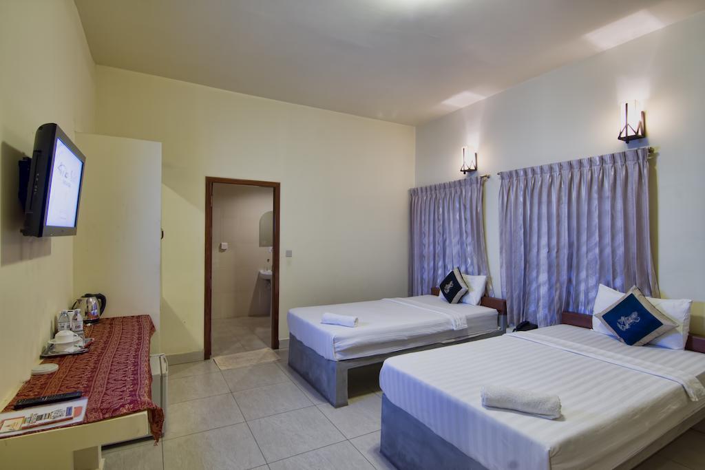 G Eleven Hotel Phnom Penh Ngoại thất bức ảnh